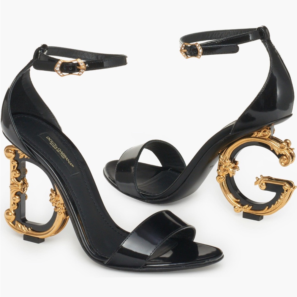 Like New DOLCE & GABBANA Logo Patent Leather Ankle Strap Sandals In Black $1,345